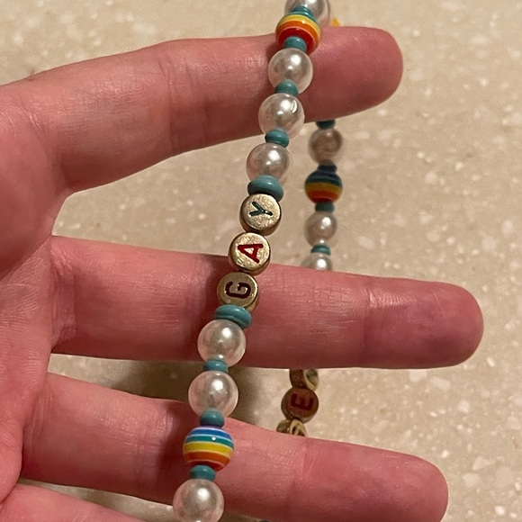🌈 Pride Phone String! 🌈 - Picture 3 of 5